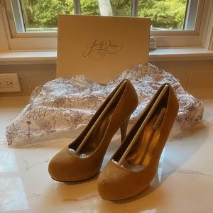 Lovely People Tan Size 8.5 US Platform Heels